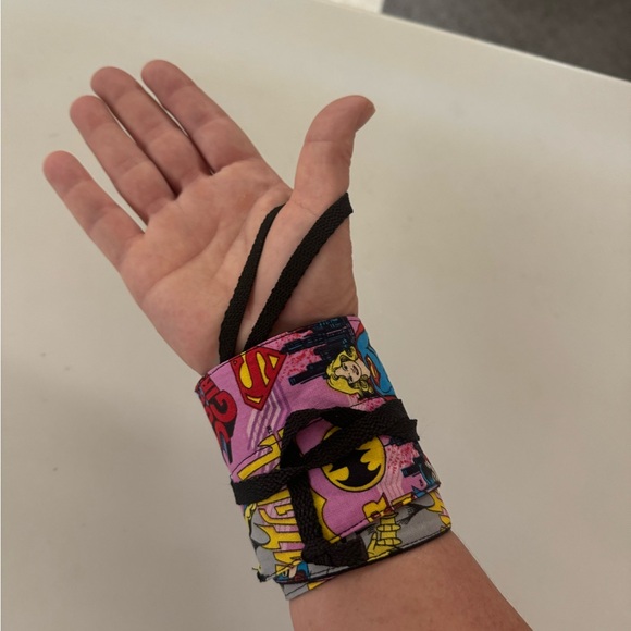 Handmade Wrist Wraps - Picture 5 of 6